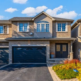 143 Foxborough Drive, Ancaster: $995,000